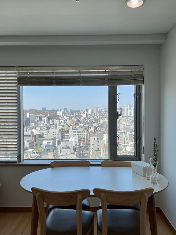 Апартаменты 1 Minute House From Hongdae Сеул Экстерьер фото